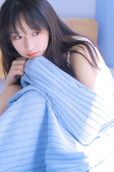 穿古代,我和死对头成了未婚夫妻